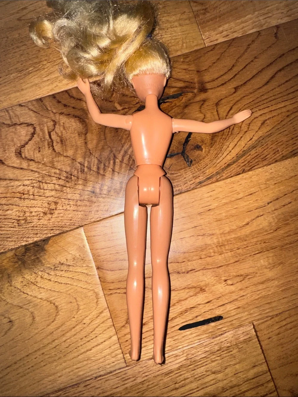 Barbie Lot- 6 dolls